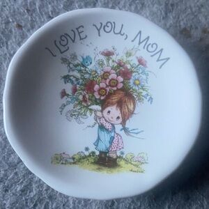 Love To A Special Mom Ceramic Magnet Vintage C.M. Paula Co. T29